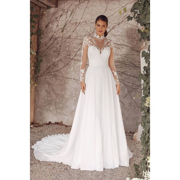 Justin Alexander Ivory/Nude Chiffon Bridal Gown NWT Size 10 Style 88140 - Picture 3 of 13